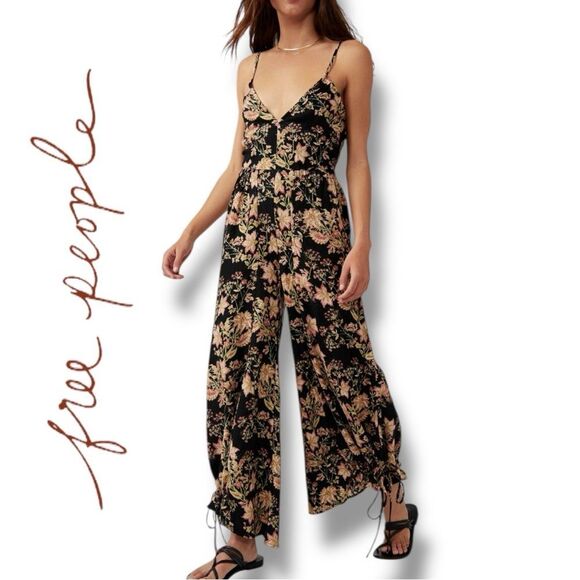 FREE PEOPLE Women’s Stand Out Floral Print One-Piece/Jumpsuit in the Size Large - Picture 9 of 16